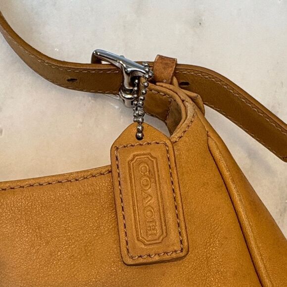 Coach Bag Purse Handbag Leather Vintage Hampton Hobo Shoulder Bag Pocketbook - Picture 16 of 16
